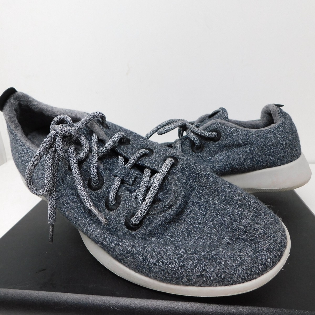 Allbirds Mens 11 Wool Runners Grey Running Shoes Sneakers | eBay display picture 1