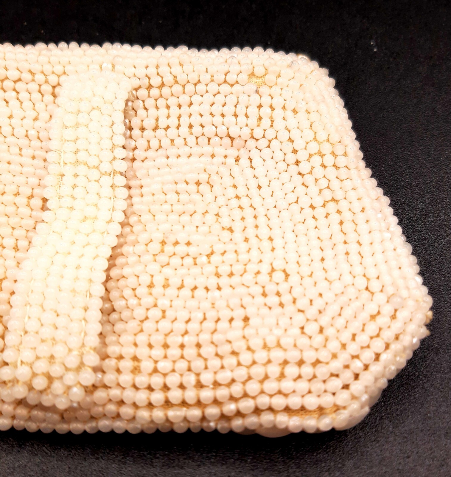 Vintage Beaded Cream Change Purse Pearled Accesso… - image 5