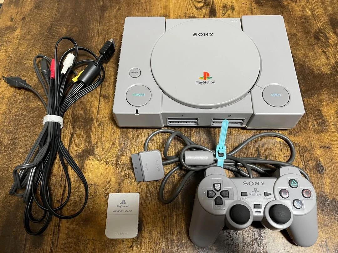 PS 1 Sony Play Station SCPH-7000 Console