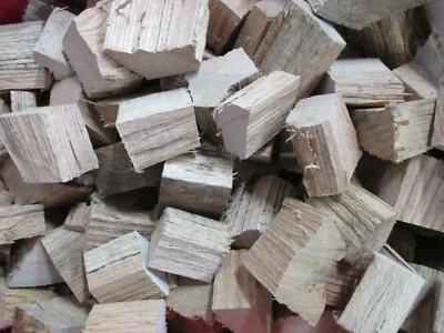 ANDREW'S COMPETITION CUT WOOD (ACC) Seasoned Red Oak Wood Chunks for Grilling Smoking Barbecue Competition Size