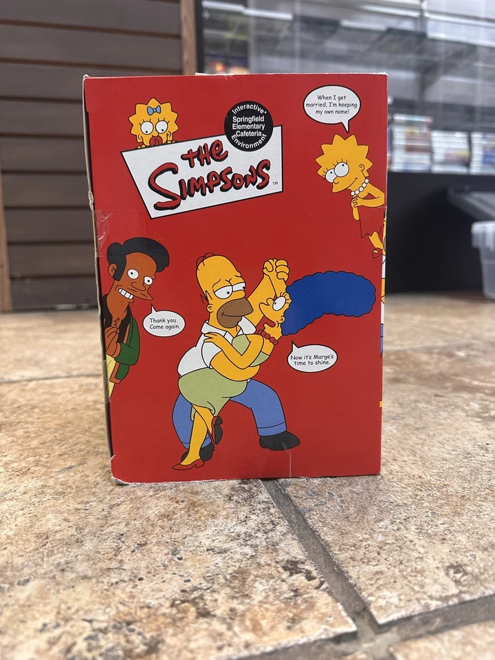 Playmates Los Simpson: Intelli-Tronic Interactivo Exclusivo Lunchlady Doris USADO Foto 3 de 4