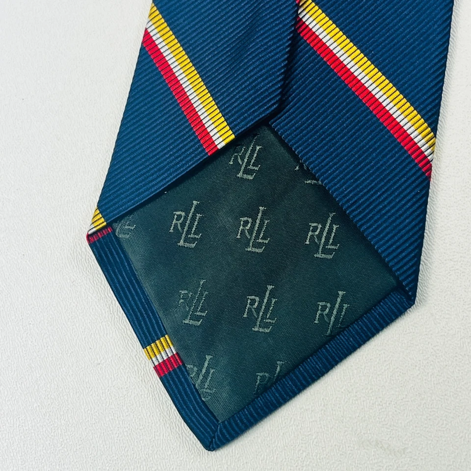 Corbata de seda a rayas azul Lauren Ralph Lauren para hombre con amarillo y rojo acabado a mano EE. UU. Foto 3 de 4