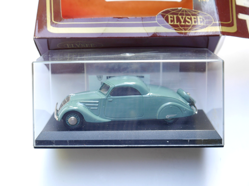 Argus Voiture Peugeot 402 2.1 63 De 1935 - La Centrale