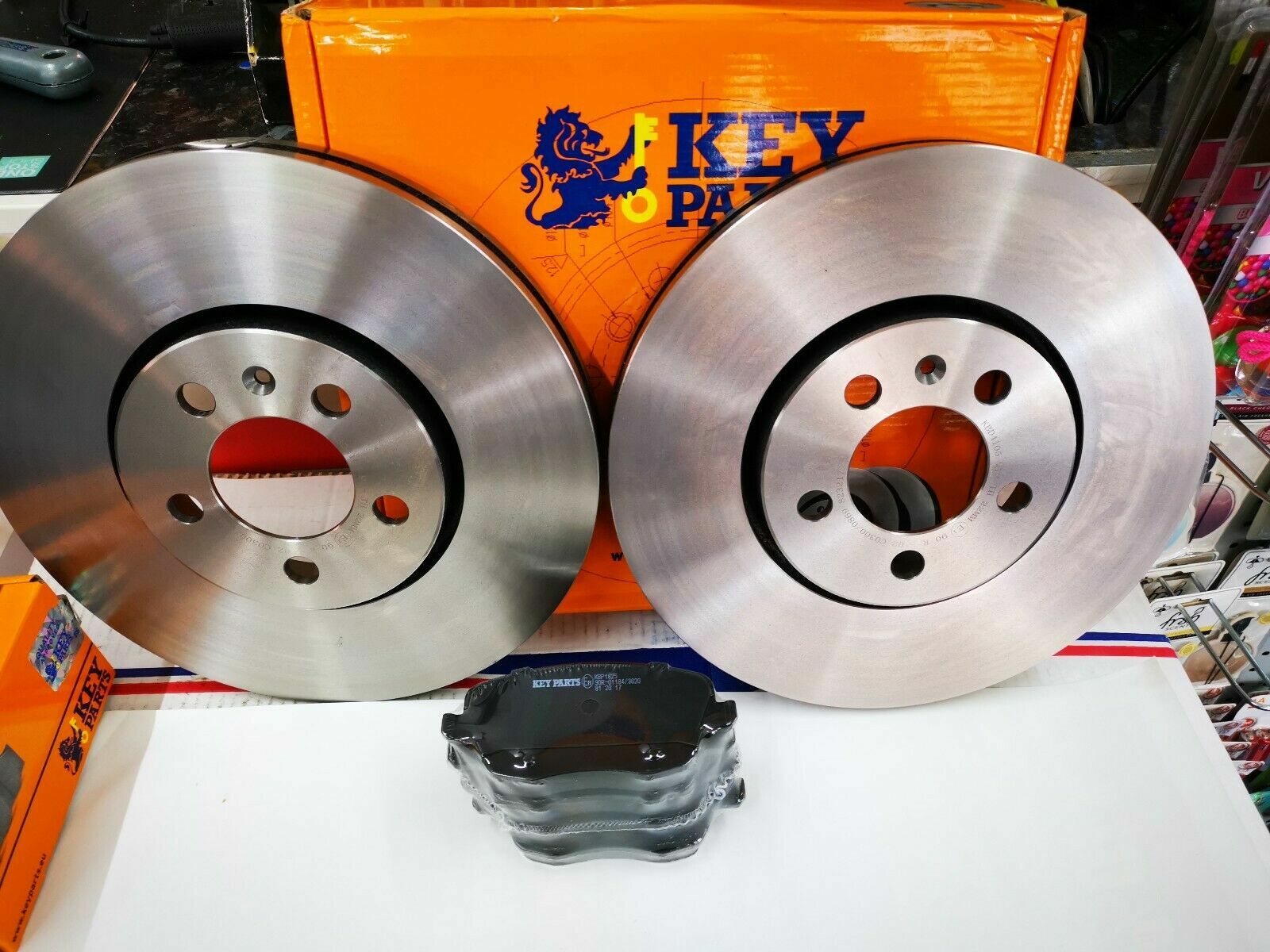 SKODA FABIA FRONT BRAKE DISCS AND PADS SET NEW *NEXT DAY DELIVERY* eBay