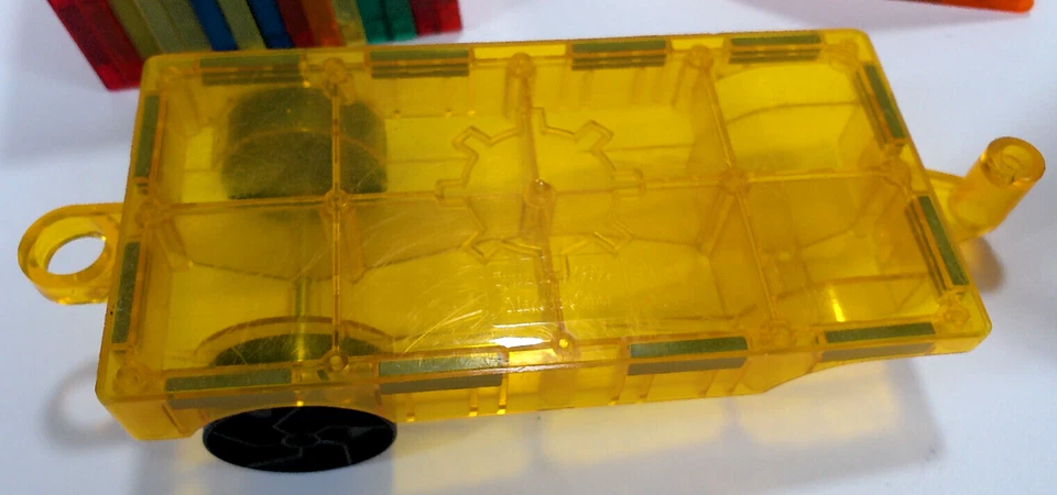 Lot of 57 Magformers Magnet Triangle Square Diamond Rombus Trapezoid w/ Cart - Image 2 of 4