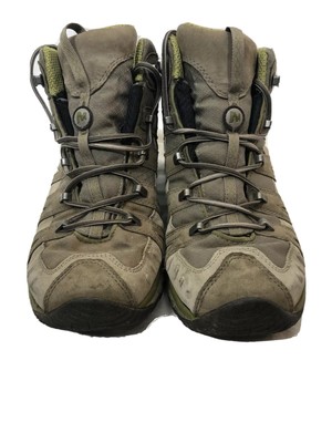 high top hiking shoes