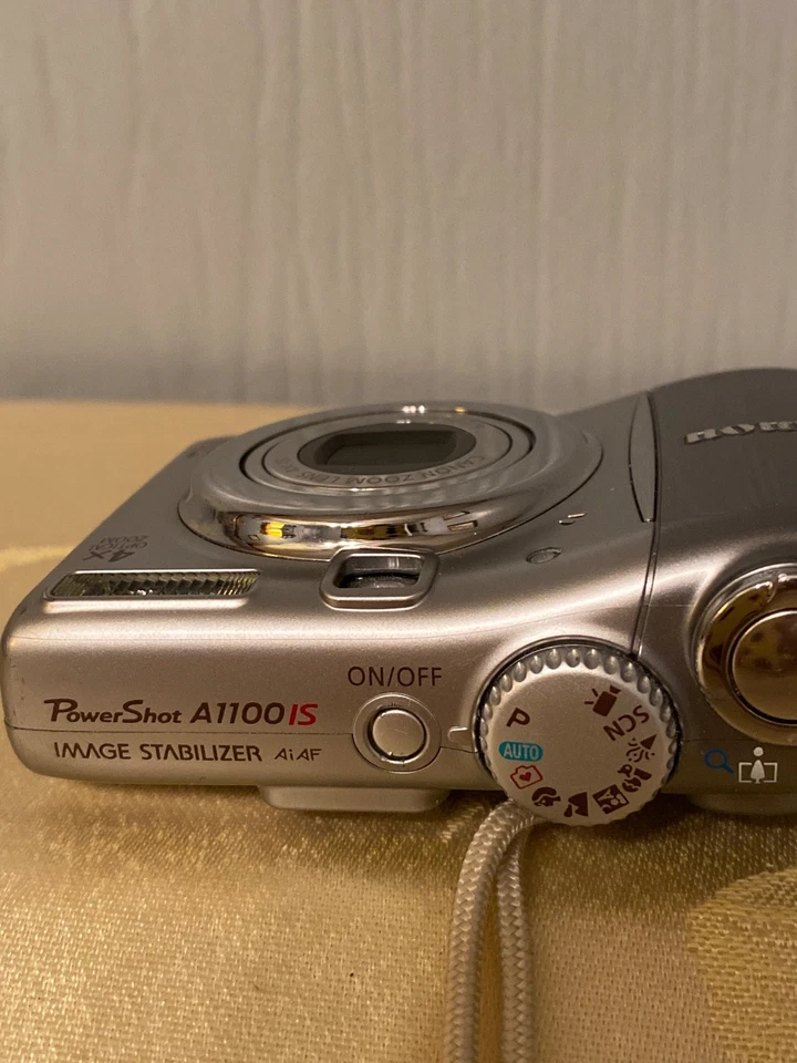 Canon PowerShot A1100 IS 12.1MP Digital Camera untested - Image 3 of 4