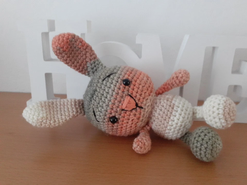 AMIGURUMI🐇Häkeltier♡ 1 Hase Häschen♡  Brauntöne ♡ 22 cm🐰handmade♡gehäkelt - Bild 2 von 2