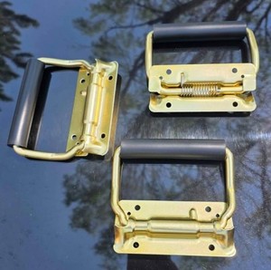 Penn Elcom yellow zinc crate handles spring loaded handle 10,000 handles w grip.