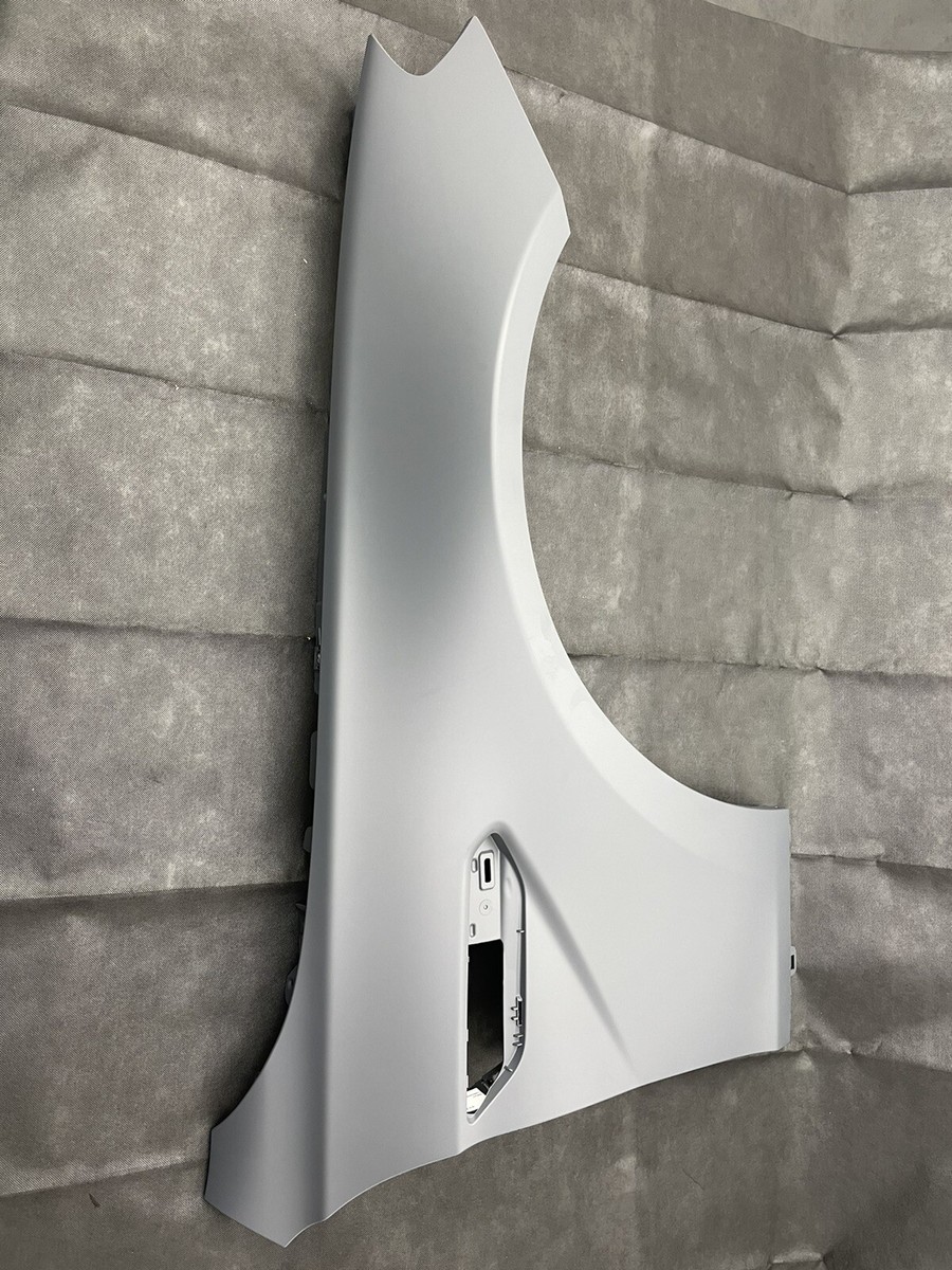 NEW OEM BMW M6 CONVERTIBLE F12 FRONT RIGHT SIDE FENDER PANEL