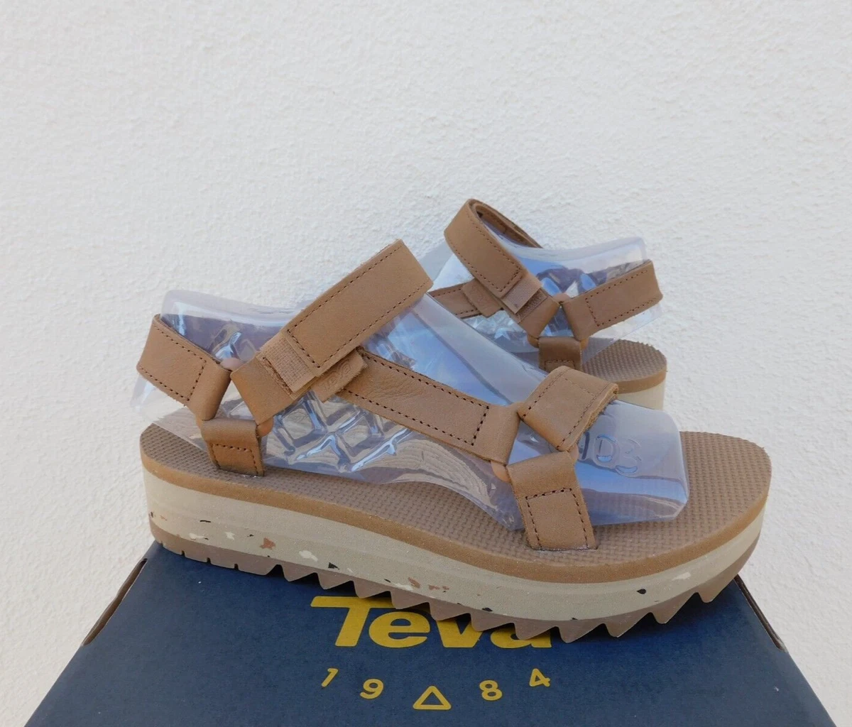 TEVA HONEY BROWN LEATHER UNIVERSAL CERES PLATFORM SANDALS US 8