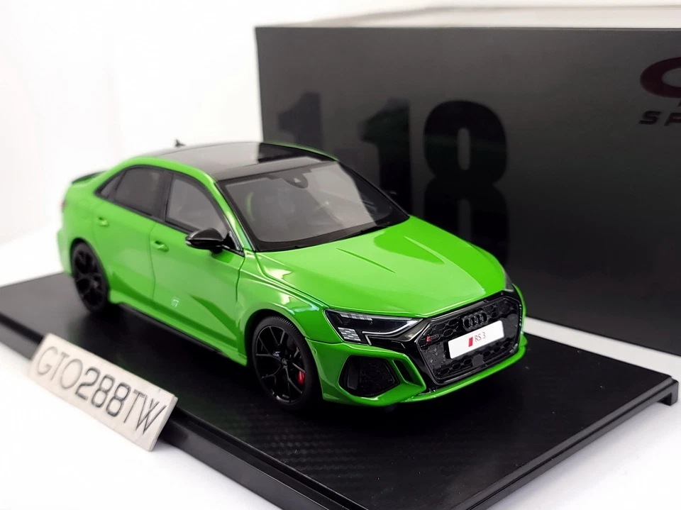 GT Spirit 1:18 scale AUDI RS3 Sedan 2021 - Green(LE 999) GT414 /RS 3 - Image 2 of 4