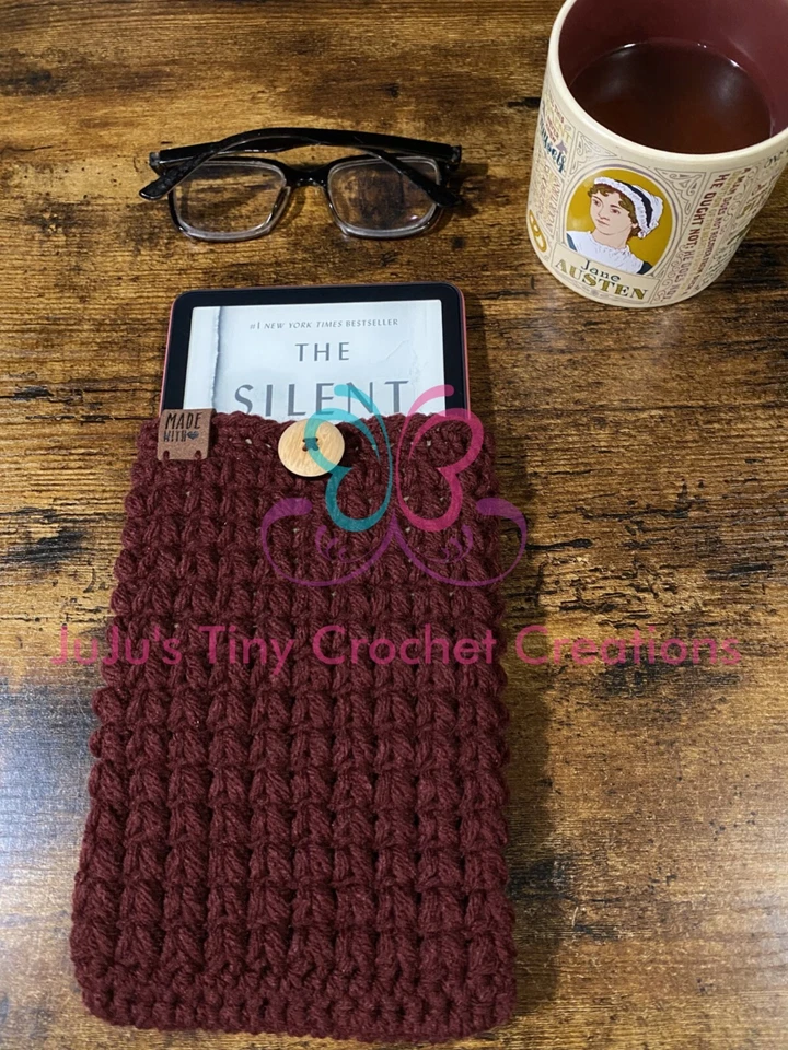 Handmade Crocheted Cover for Kindle Paperwhite E-Reader - Gift for Book Lovers - Image 3 of 4