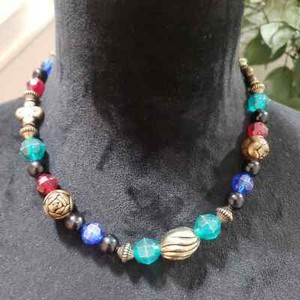 Authentic Women's Premier Designs Jewelry Vintage Multicolor Beads Gold Plated Chain Neckl