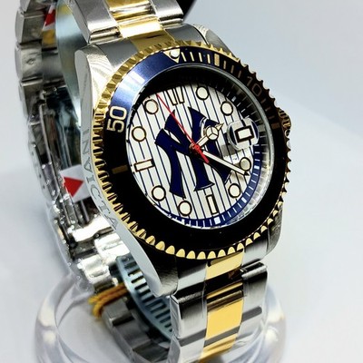 Invicta MLB New York Yankees Two Tone Pro Diver Mens Watch 49857 43mm New In Box