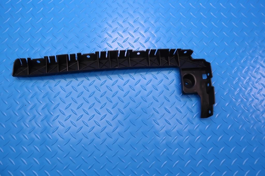 Bentley Continental Flying Spur rear bumper right bracket #12711
