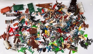 Bundle Figures Carriages Horses Should Knights Western Vintage Old