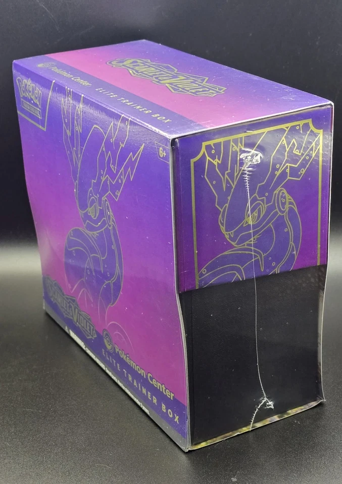 Juego de cartas coleccionables Pokémon violeta escarlata sellado de fábrica Centro Pokémon EXCLUSIVO ETB G1N Foto 3 de 4