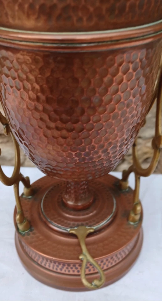 Cafetière france paris  vintage en cuivre martelé  déco samovar ancien - Photo 2/4