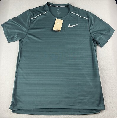 pine green nike shirt