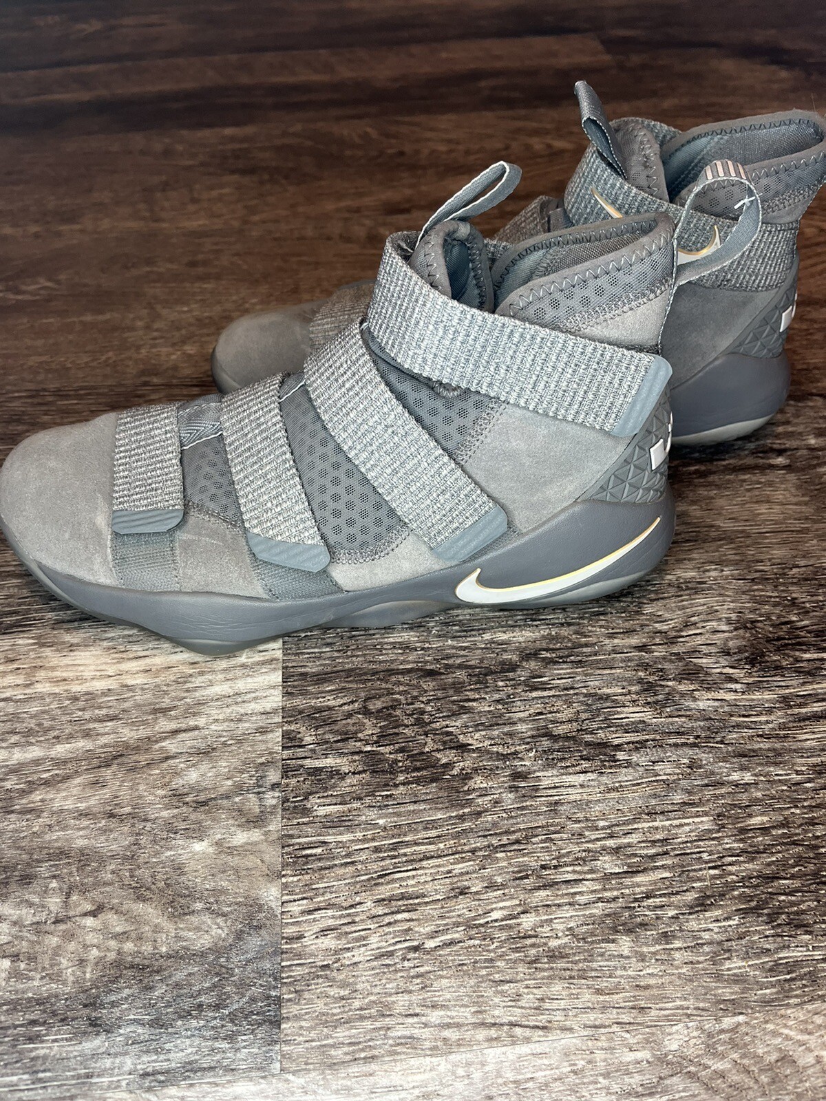 lebron soldier 11 cool grey