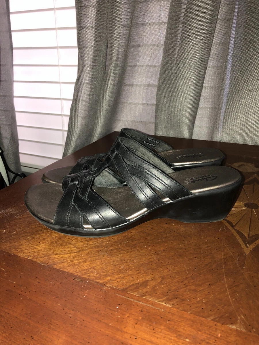 Clarks mid season clearance sale