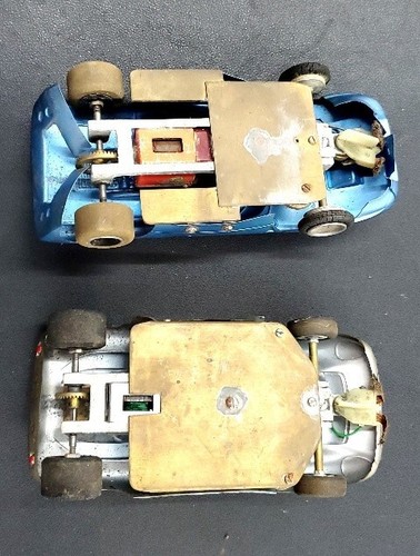 2 Vintage large Slot Car s & parts - Picture 6 of 10