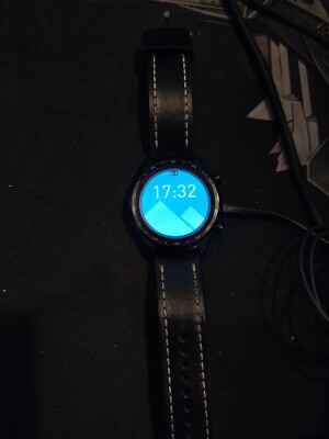 Mobvoi Ticwatch Pro 3 45mm Edelstahlgehäuse mit Silikonarmband - Shadow Black...