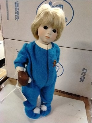 Porcelai dolls by jerri 846B SCOTTIE 16'' 1984 A Signed Autographed...DOTY Award.