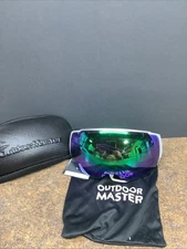 Outdoor Master Ski Goggles Pro Interchangeable Lens Frameless Snowboard Helmet