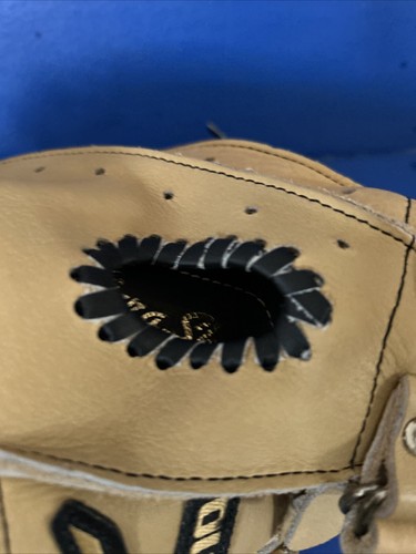 NWT New Mizuno Prospect GXC105 32.5" Baseball Right Hand Mitt Full Grain Leather - Picture 9 of 22