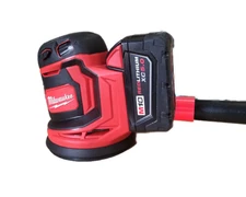 Milwaukee Cordless Sander to 1 1/4" Vacuum Hose Adapter - Dust Collection