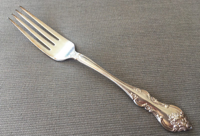 1 Dinner Fork International Silverplate Orleans 1964 Deep Silver Inlaid 43140