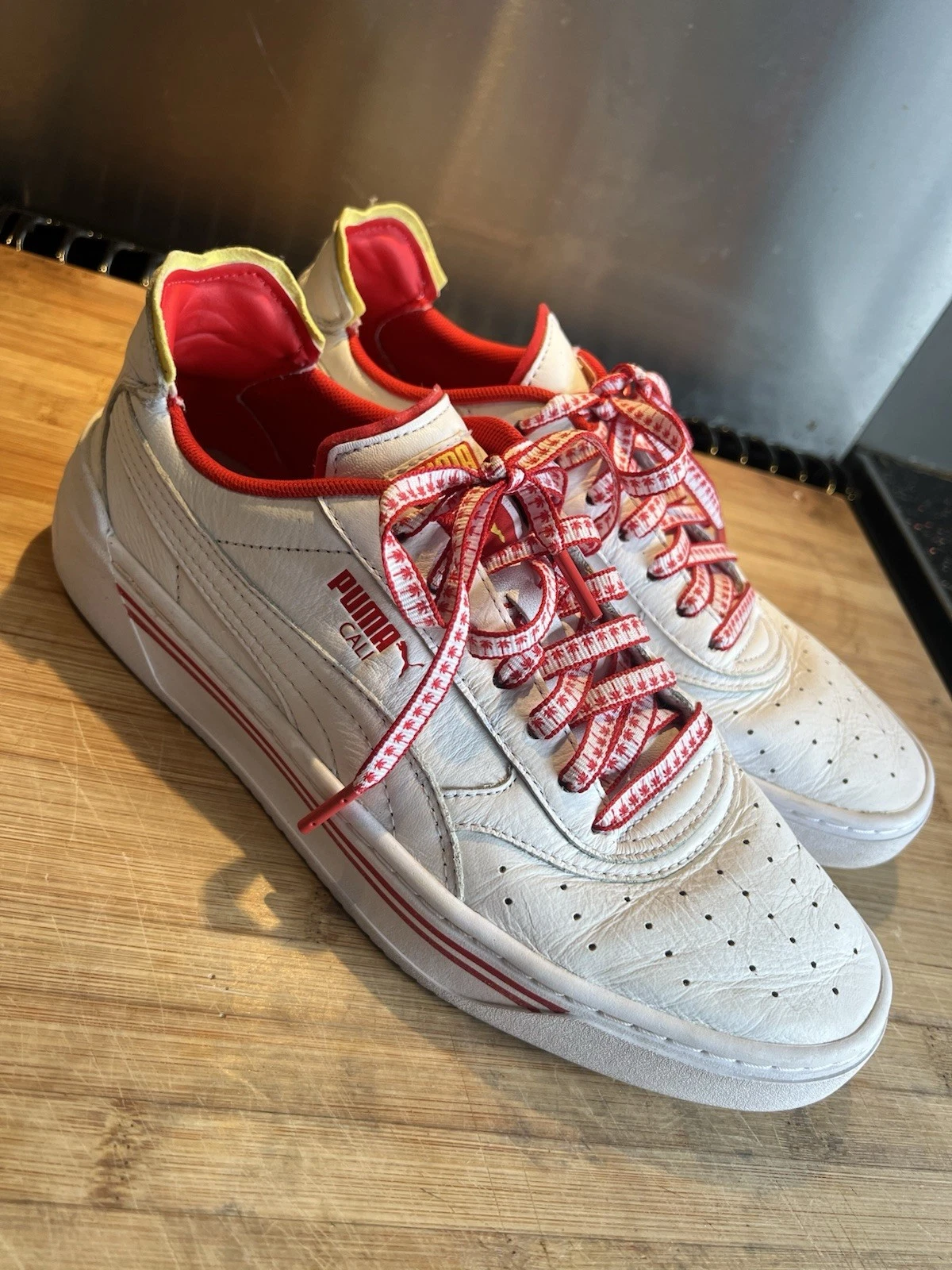 Puma Cali O Drive Thru In And Out. Taglia 8 uk. Esaurito. Raro con lacci di palma