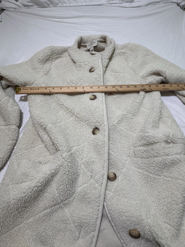 Chaqueta Sherpa con botones crema para mujer talla mediana acolchada polar ST John Bay Foto 4 de 4