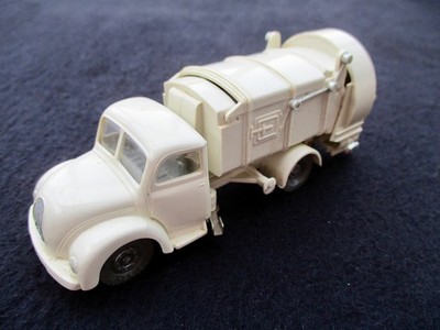 Siku Plastik V126 V Serie Magirus Rundhauber Haller Müllwagen 1:60 (1)