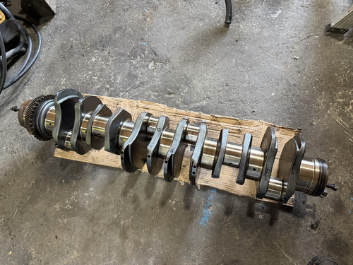 1995 - 2002 Detroit Diesel Series 60 DDEC 12.7LEngine Crankshaft 23515598 OEM