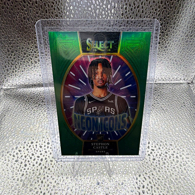 Panini Select 2024-25 Stephon Castle Spurs RC Neon Icons Green Prizm #3