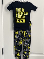 NWT Children  s Place Boys 2-Piece Pajama Set Gray/ Black/ Neon Yellow Size 4