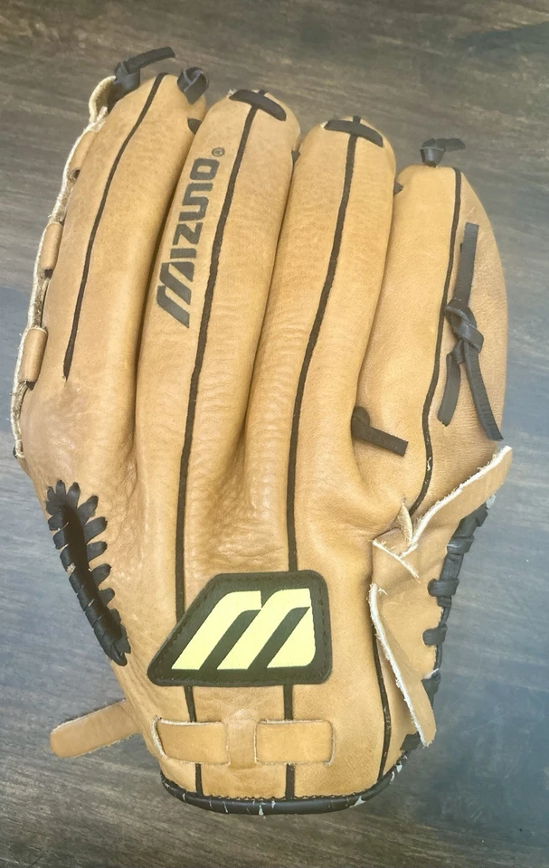 Mizuno Baseball Glove 13 Leather Left-Hand Superior Fit Nice Shape!!! - Image 2 of 4