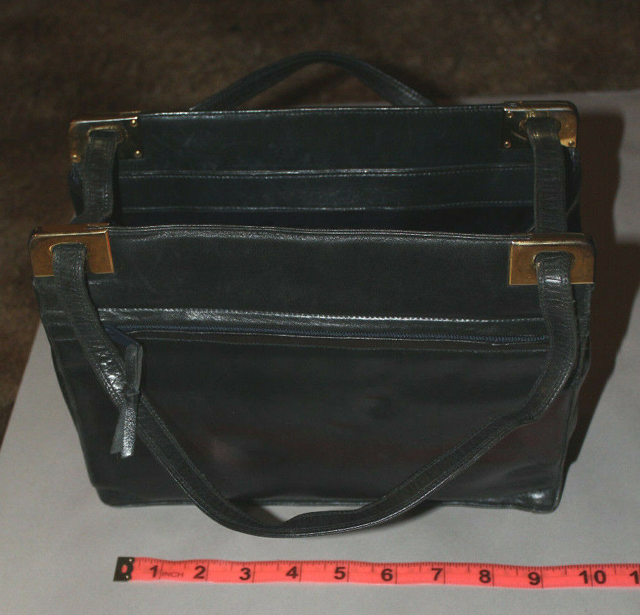Picture 4 of 6