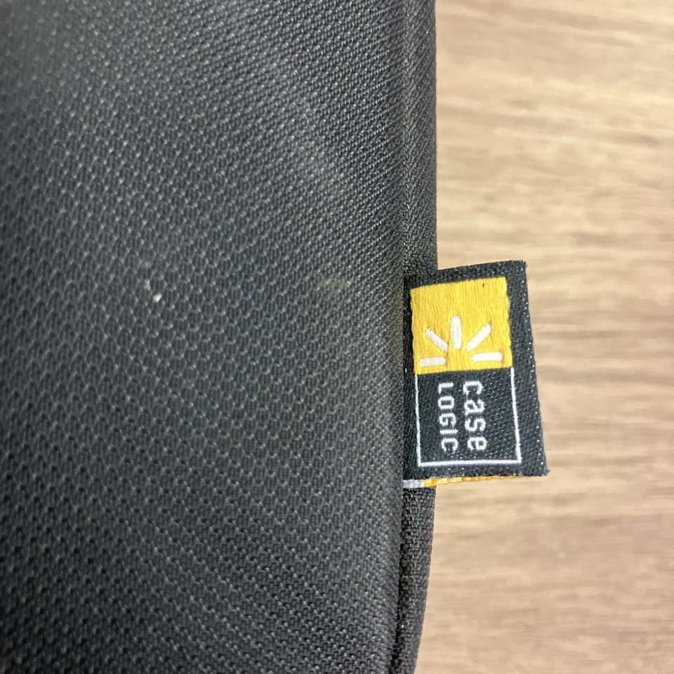 Case Logic Carry Case For iPad 10.1” Tablets - Image 3 of 4