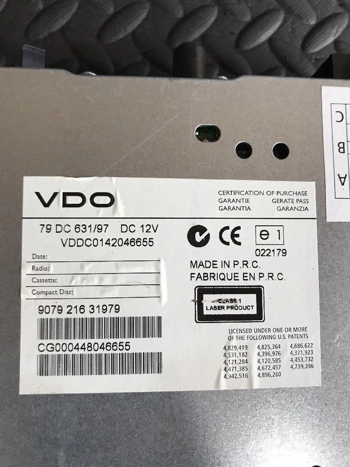 Hyundai Tucson 2.0 CRDI 2005 Jahr CD Player Radio Stereo VDO 79DC631/97 - Bild 4 von 4