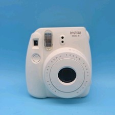 Fujifilm instax mini 8 Instant Camera Vanilla White TESTED NO Film