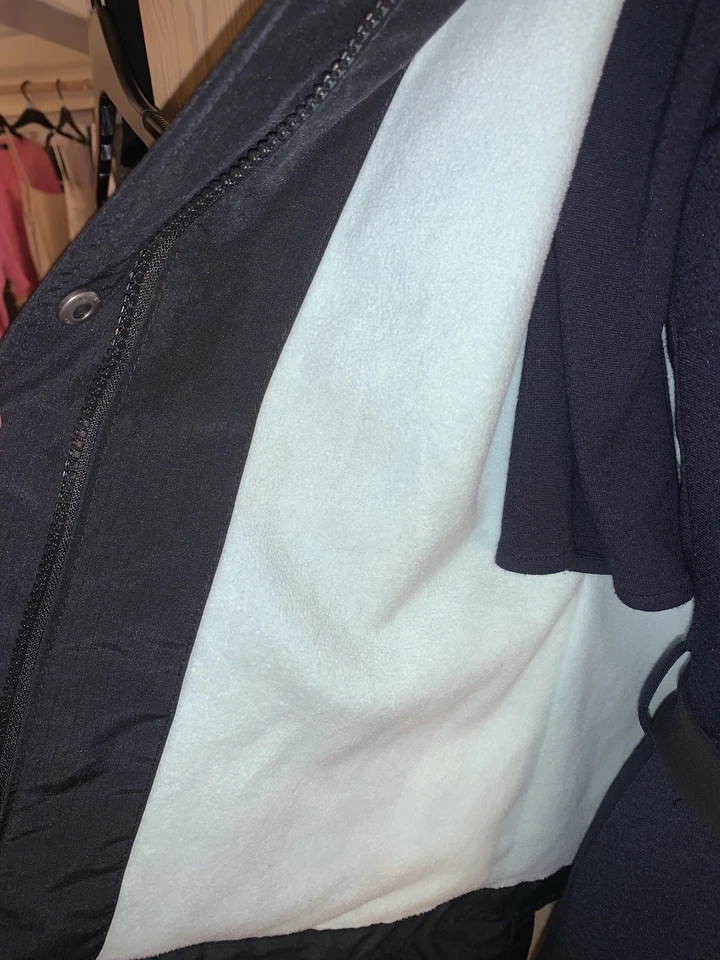 Black Hollister All-Weather California hood Jacket fleece-lined Windproof S 8-10 - Image 4 of 4