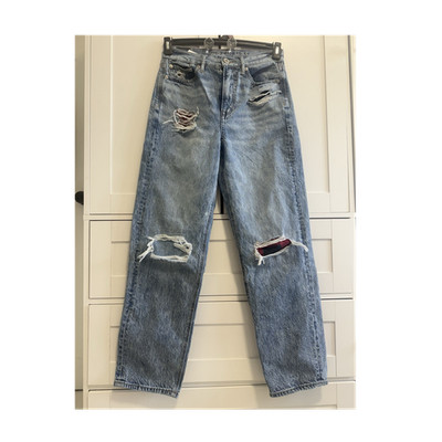 American Eagle Baggy Distressed Jeans Light Wash Ripped Size 2