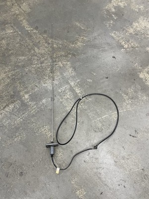 1987-1991 FORD f150 F250 F350 BRONCO RADIO ANTENNA ASSEMBLY