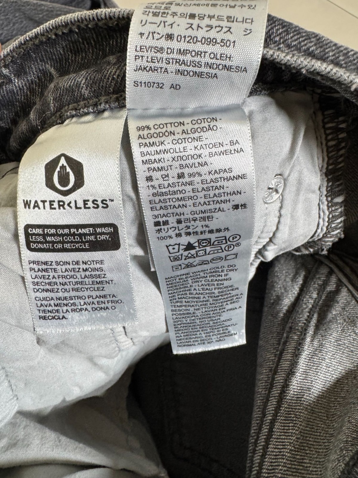 Levis Ribcage Straight Ankle Black Jeans Women Size 25 Casual Button Fly Classic thumbnail 11