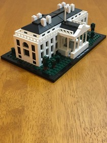LEGO ARCHITECTURE THE WHITE HOUSE 21006 100% Complete - with BOX & MANUAL