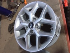 Wheel 16x6-12 Alloy 5 Y Spoke Fits 20-25 Soul 2161982 Wheel 16x6-12 Alloy 5 Y Spoke Fits 20-25 Soul 2161982